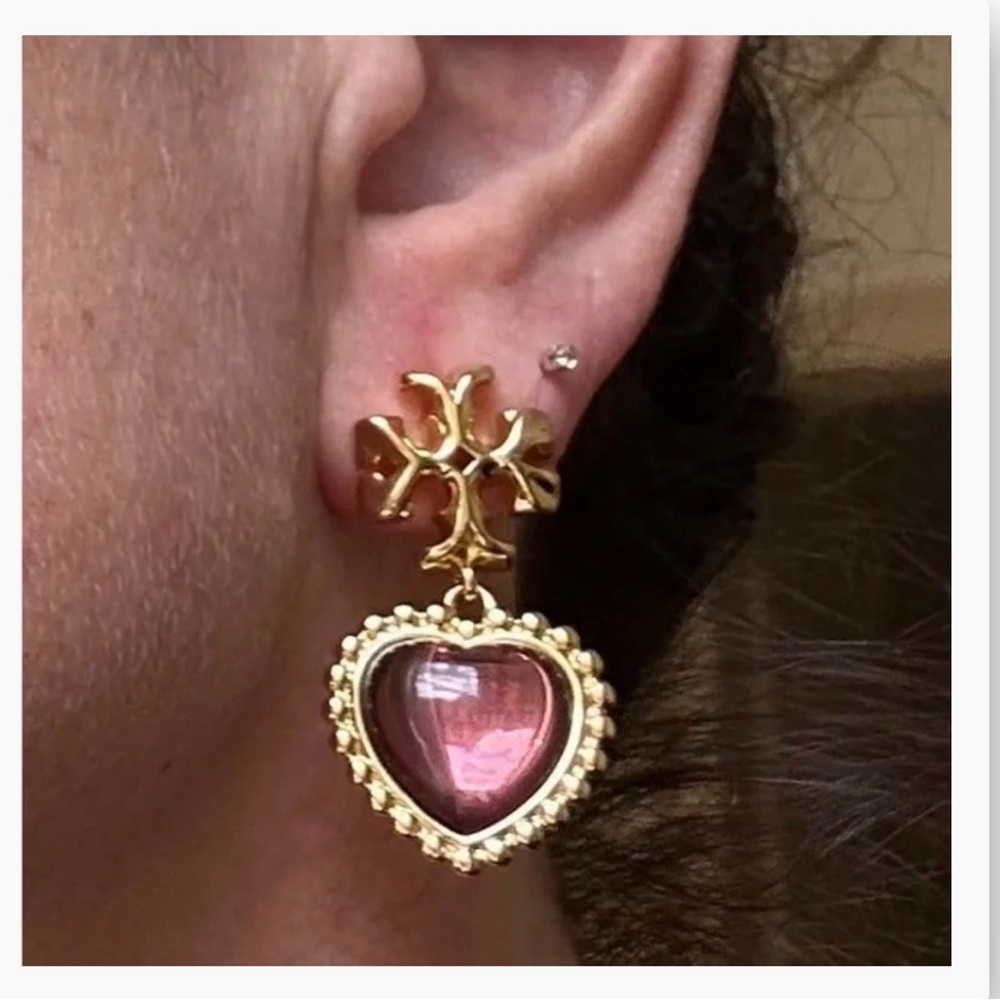 Authentic Tory Burch ROXANNE Heart Pink-Gold 18k Gold Plated Earrings New